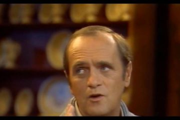 Newhart – SE1 – Ep8- Some Are Born Writers… Others Have Writers Thrust Upon Them